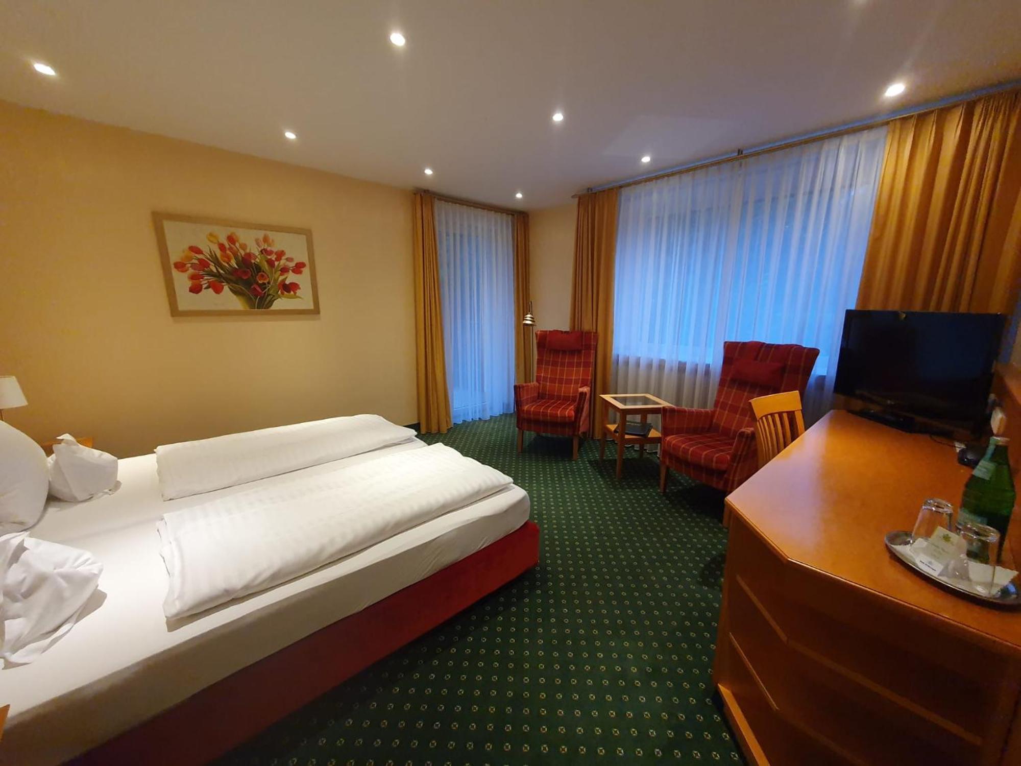 Landhotel Der Schwallenhof Bad Driburg Pokoj fotografie