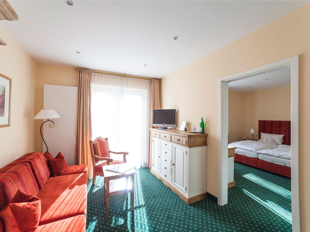 Landhotel Der Schwallenhof Bad Driburg Pokoj fotografie